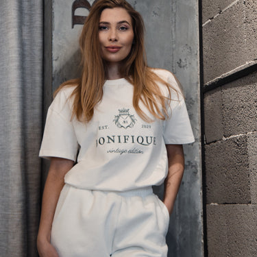 WOMEN'S WHITE T-SHIRT MADE OF 2 THREADS WITH BRANDED EMBROIDERY